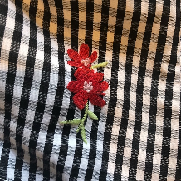 Boutique 2 piece crop & ruffled shorts - 18 month - Picture 3 of 5